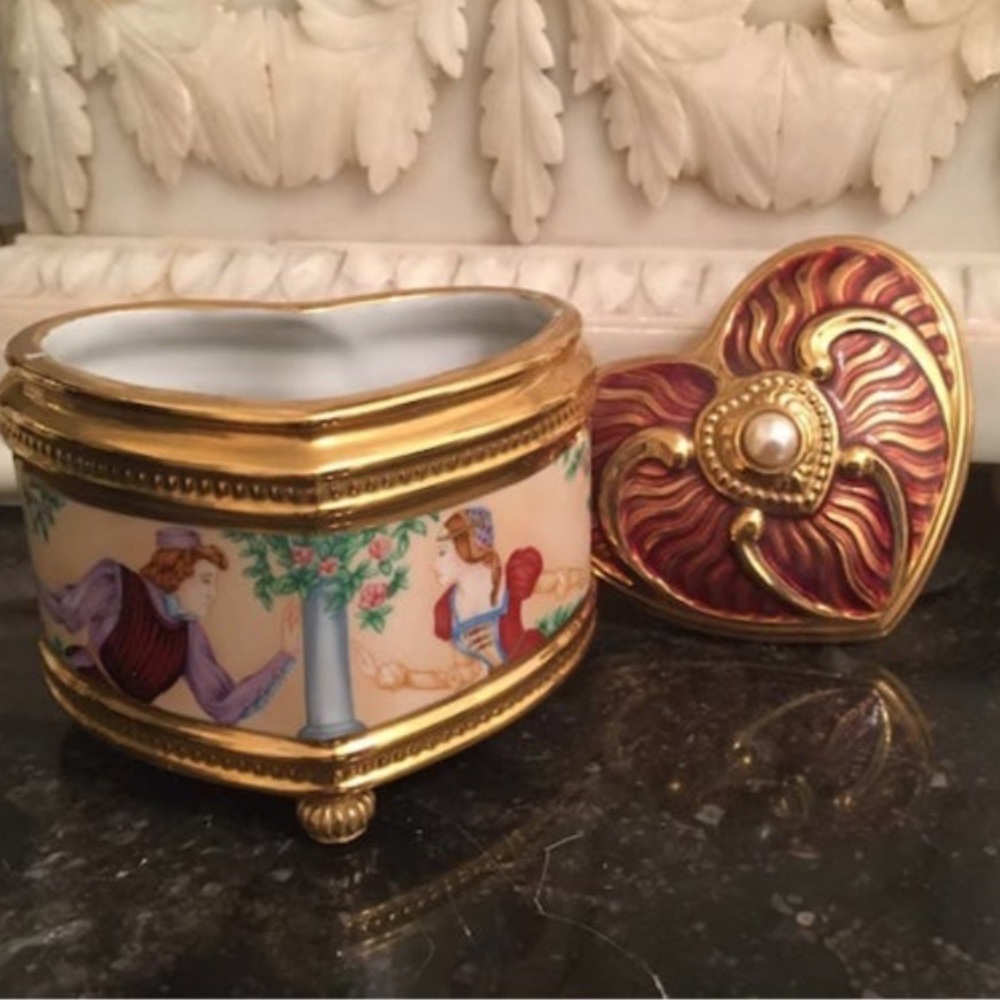 House of FABERGE MUSIC BOX COLLECTION Romeo and Juliet